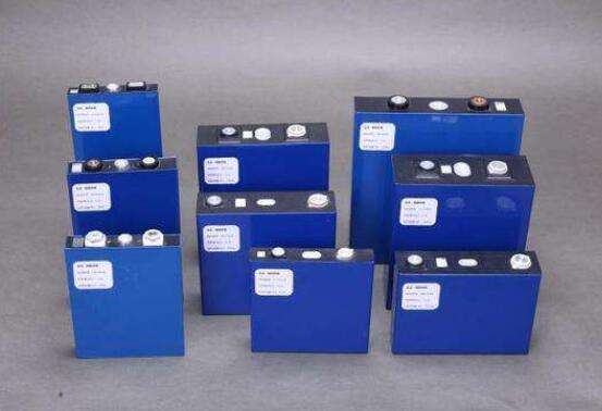 1GWh！中國鐵塔2021-2022年磷酸鐵鋰換電電池招標！